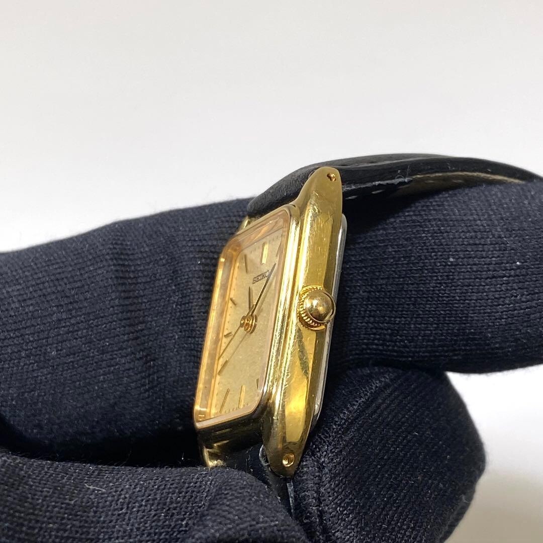 SEIKO Wristwatch Dress Formal Slim Vintage Authentic From Japan