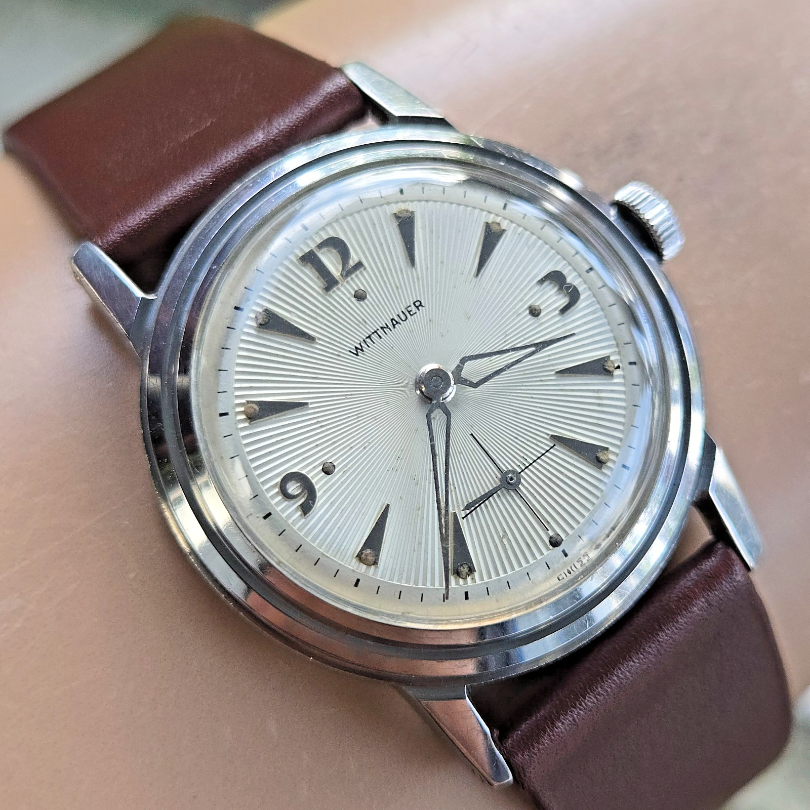 Vintage WITTNAUER men’s manual wind watch 10SG Sunburst dial 1950s