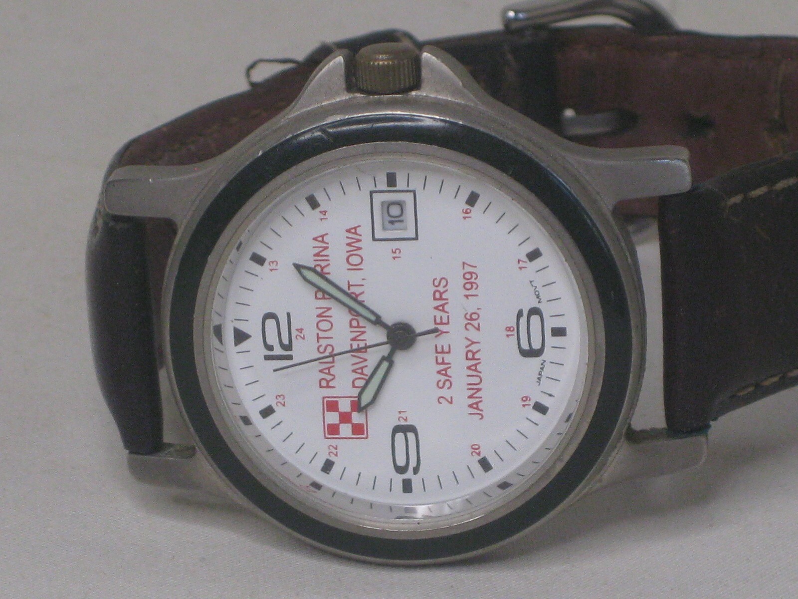 vintage RALSTON PURINA logo DAVENPORT 2 SAFE YEARS wristwatch award watch