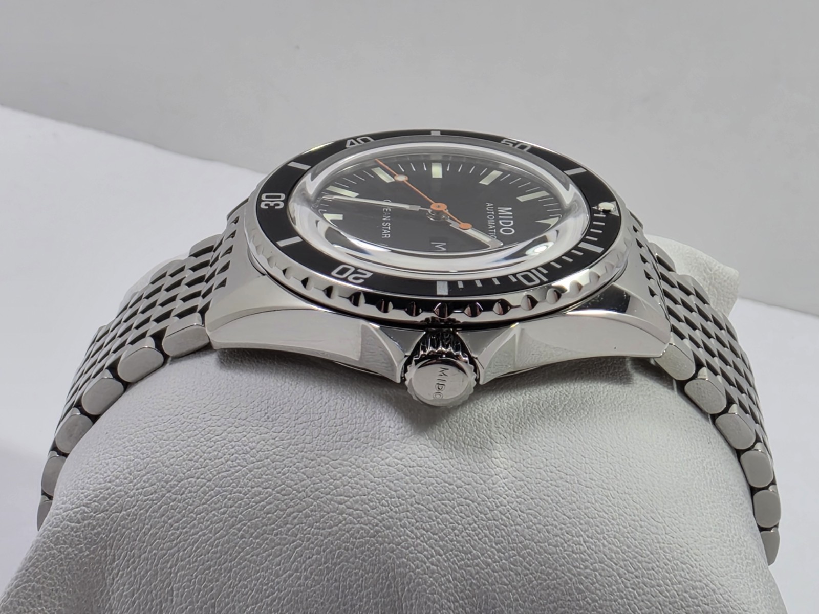 Mido Ocean Star SWISS Automatic Black Dial Men’s Diver Watch M0268301105100