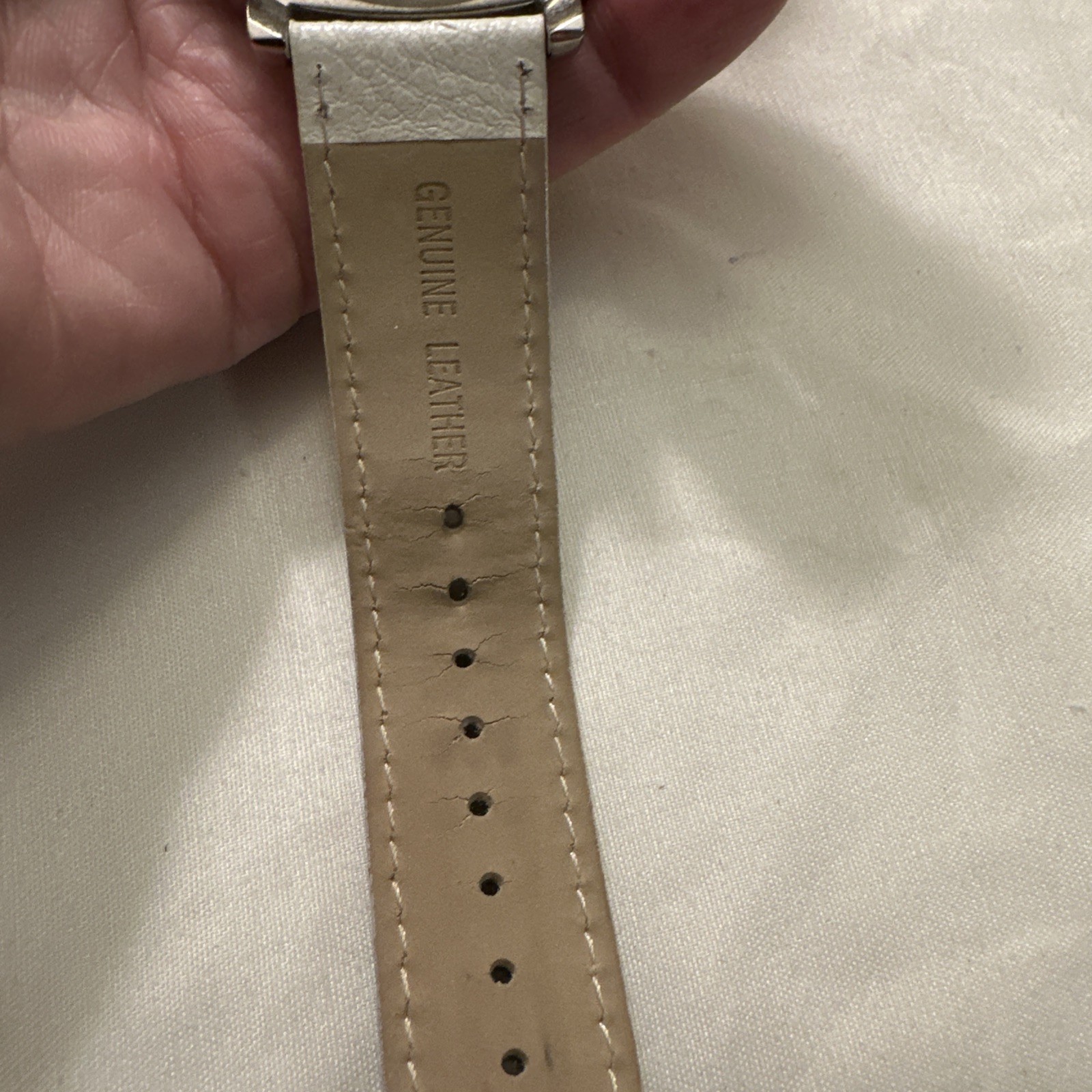 Joan Rivers Classics Designer Black Face Ivory Leather Band 6.5-8.5″ Watch
