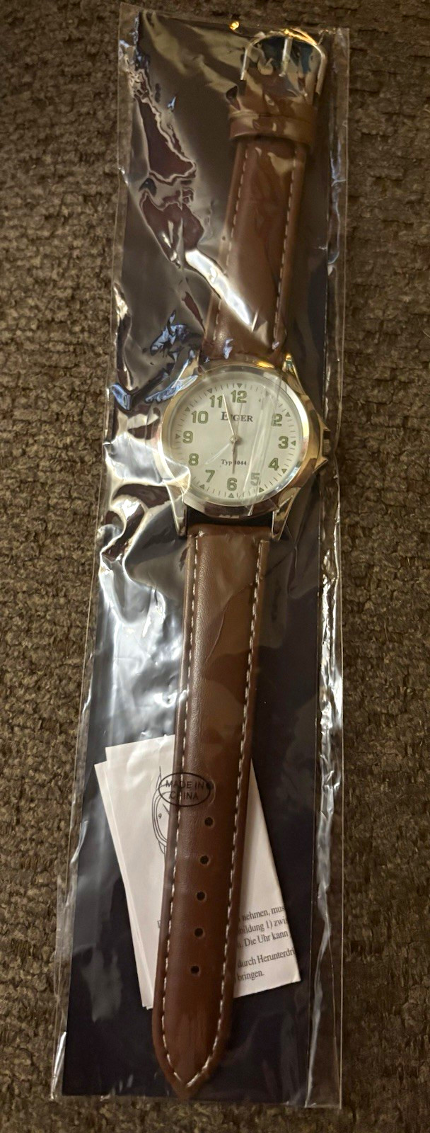 Eiger Typ 1044 Quartz Analog Wristwatch White Dial Brown Leather Strap