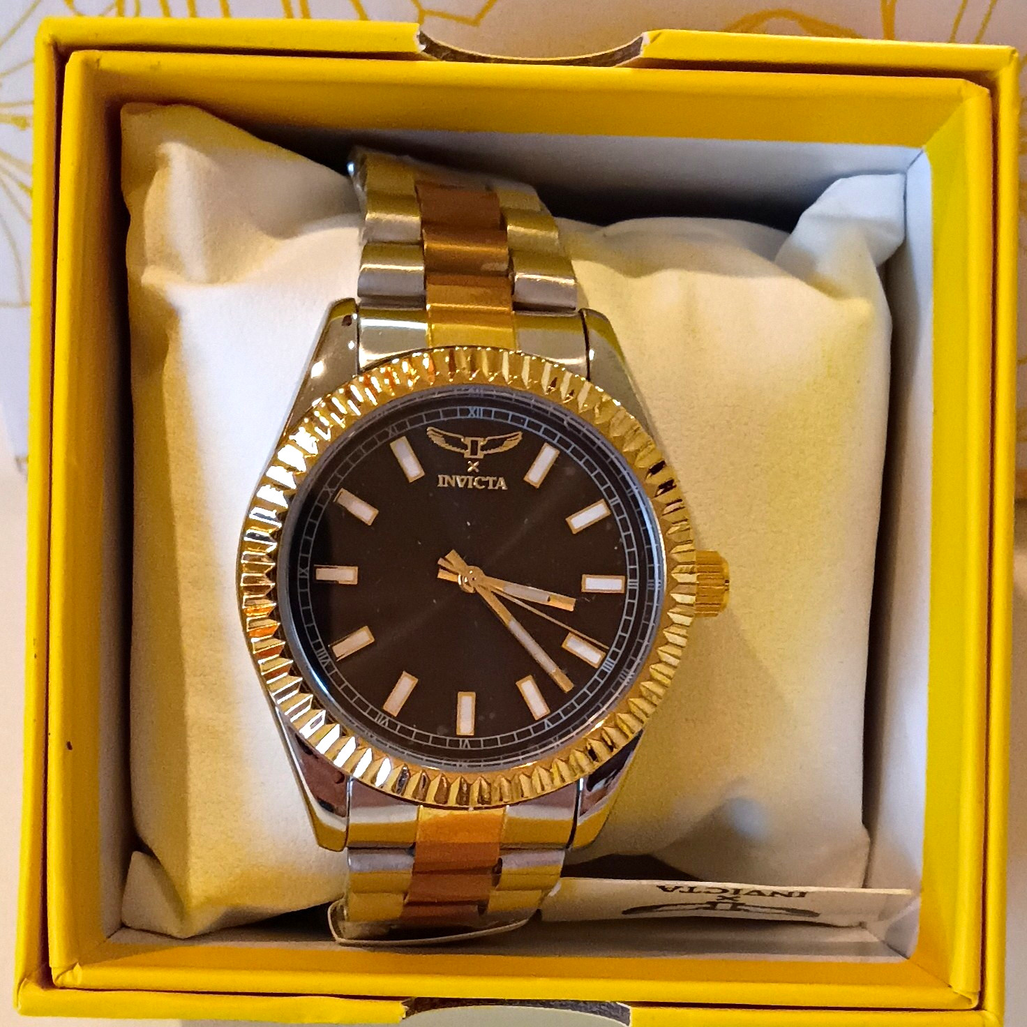 Invicta Quartz Analog Two-Tone SS Bracelet Black Dial Fluted Bezel w/ Box