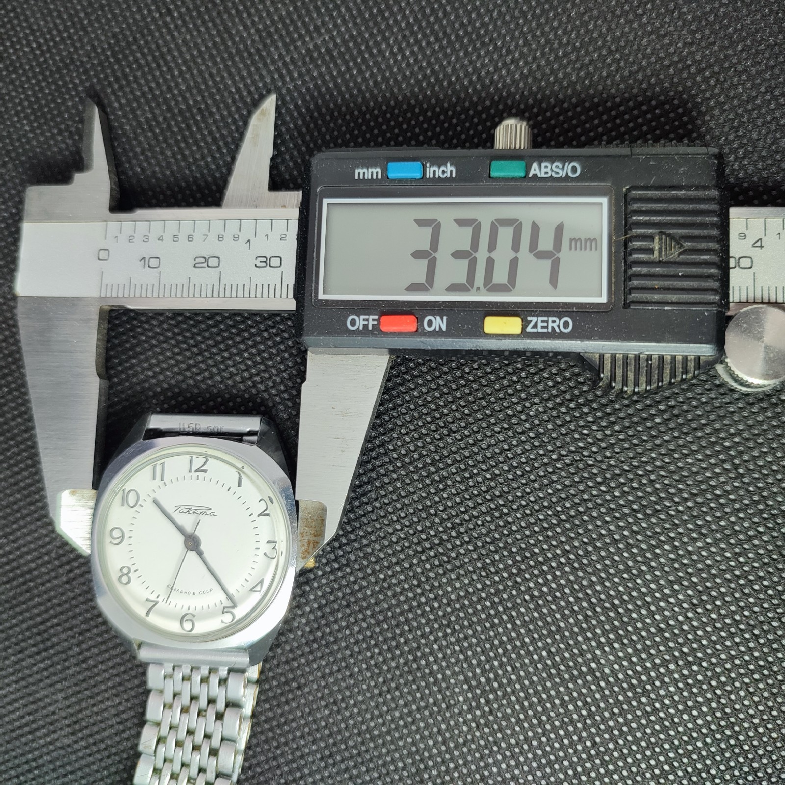 ⭐Vintage Soviet wrist watch Raketa mechanical 2609.HA 17 jewels made in USSR 80s