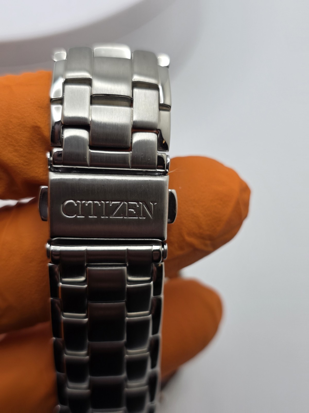 Citizen Eco-Drive E111 Gray Dial Men’s Stainless Steel Solar Date Watch