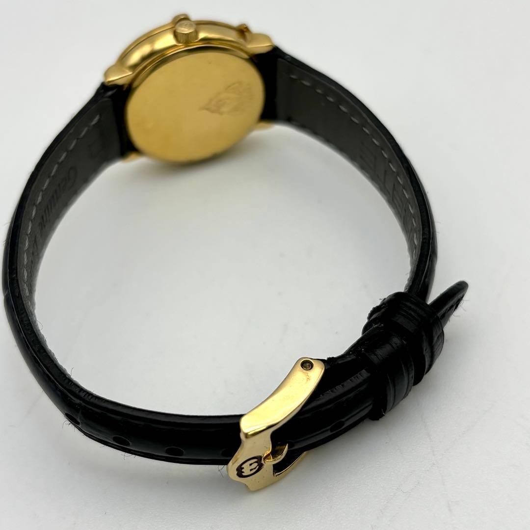 Gucci GG Logo 3600 Gold Black Quartz Wristwatch Vintage Japan 0613821