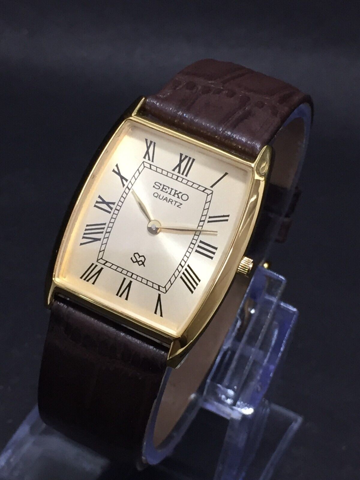 Vintage Seiko Slim Quartz Gold Face Japanese Curve Gold Case 30MM Mens Watch S14
