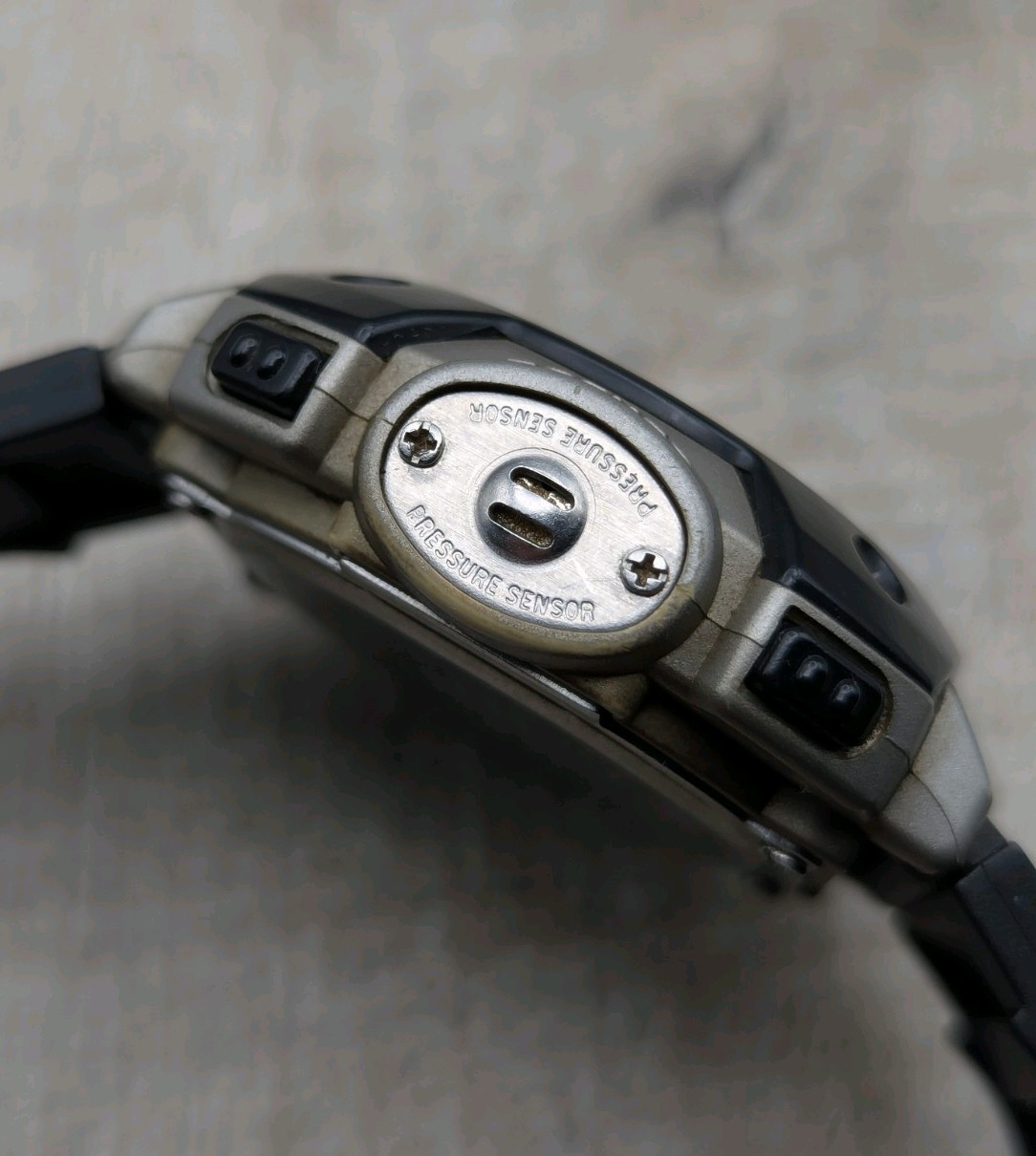 Casio APX-100 Altitude Sensor Men’s Digital Vintage Watch. Works Perfectly Rare
