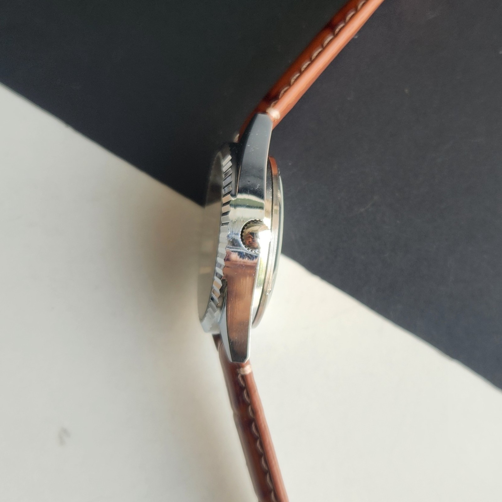 Vintage HMT Kohinoor Fluted Bezel Mechanical Hand Winding Wrist Watch A04