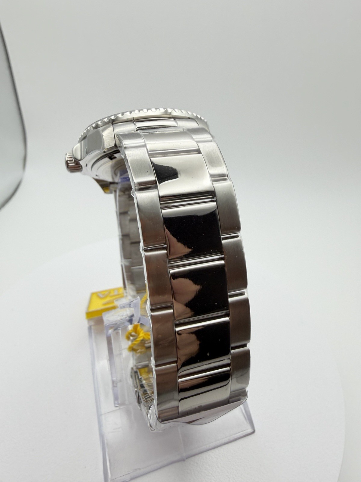 48660 Invicta Lady Stainless Steel Black Dial. 38mm. Pc32 Quartz