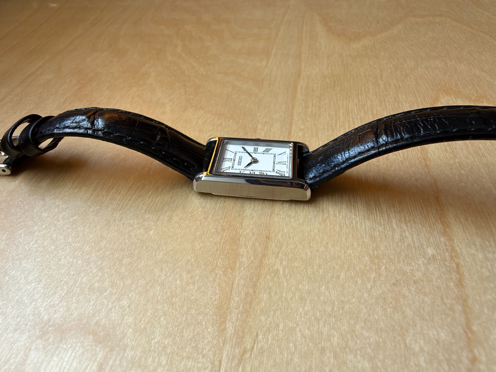 Seiko SWR053 4N30-00H0 Women’s Rectangular Quartz Watch Black Leather Box