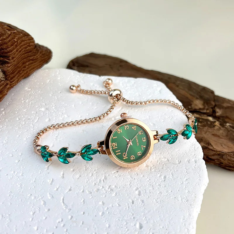 Round alloy case Arabic numeral classic dial leaf-shaped diamond-encrusted