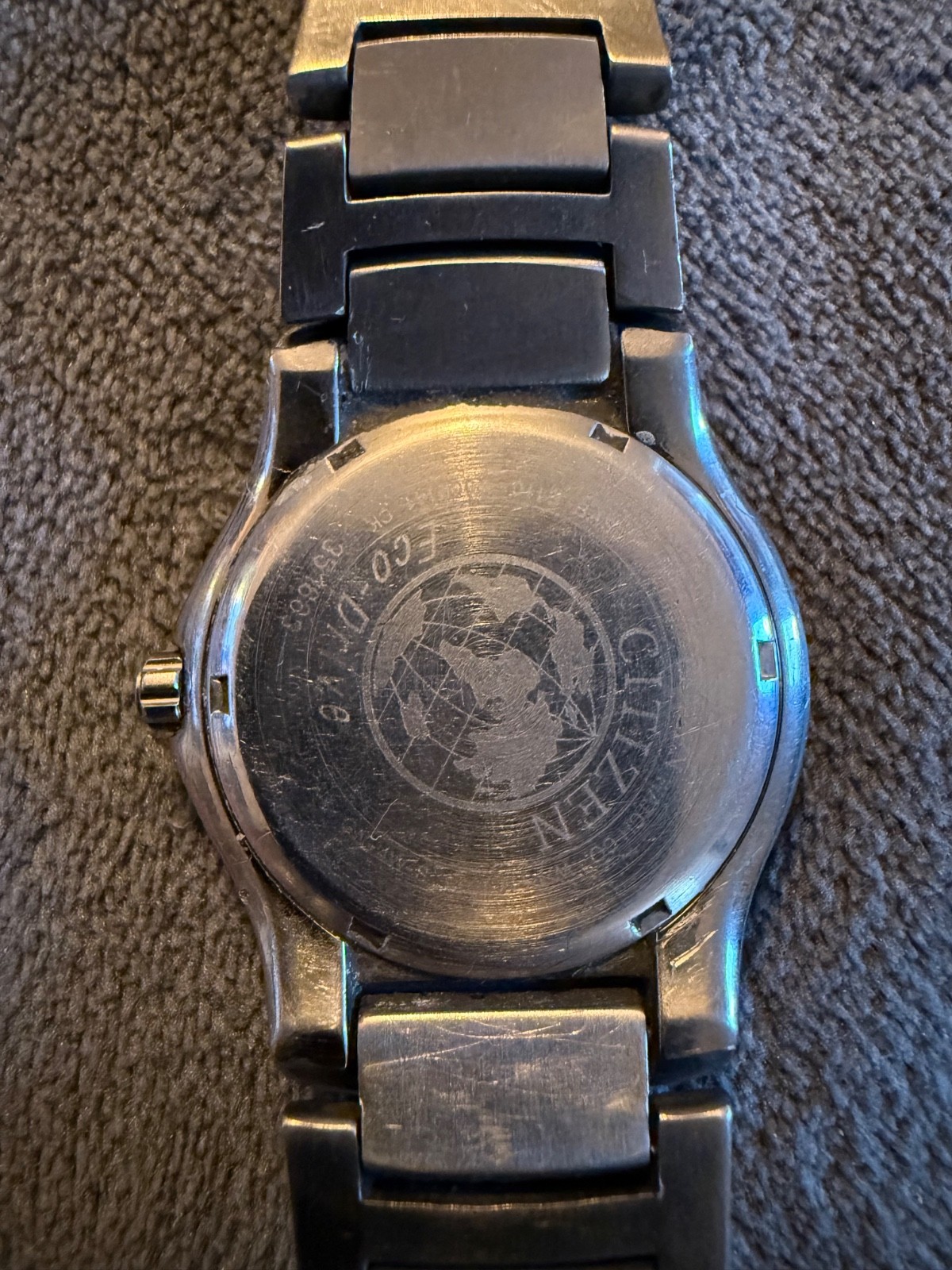 Citizen Eco-Drive Titanium WR100 Blue Dial /Watch Works (Needs Band Repair)
