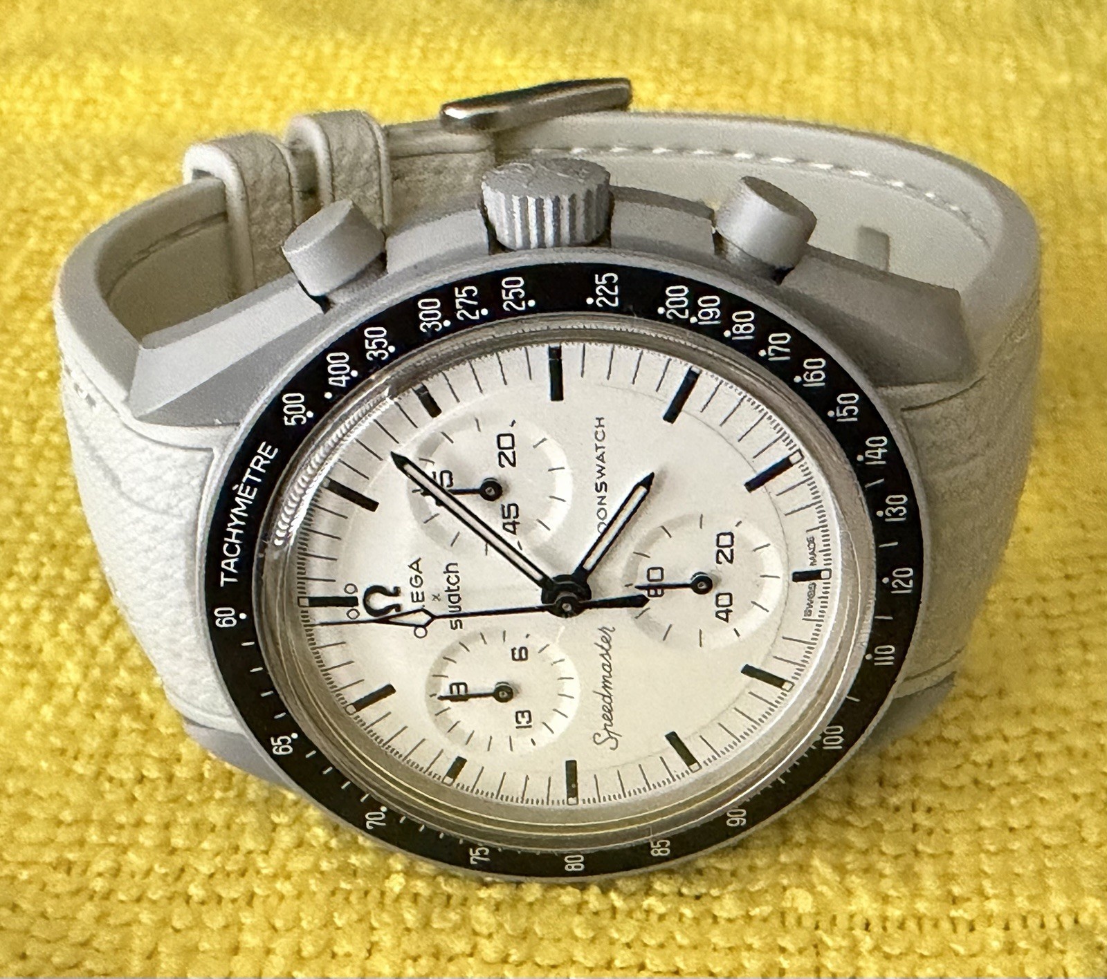 Swatch MoonSwatch Mission to the Moon 1965 Bioceramic Quartz Chrono 42mm