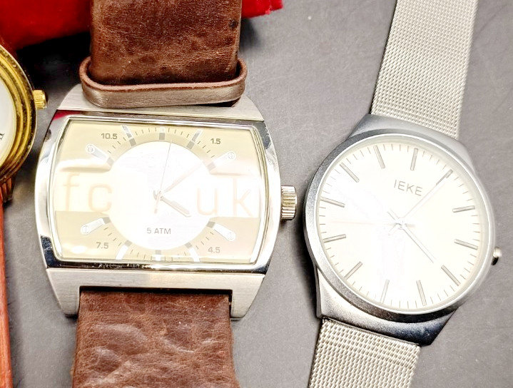 Bundle of 4x Men’s Vintage/Modern Watches Inc FCUK DANIEL HETCHER WORKING LOT A