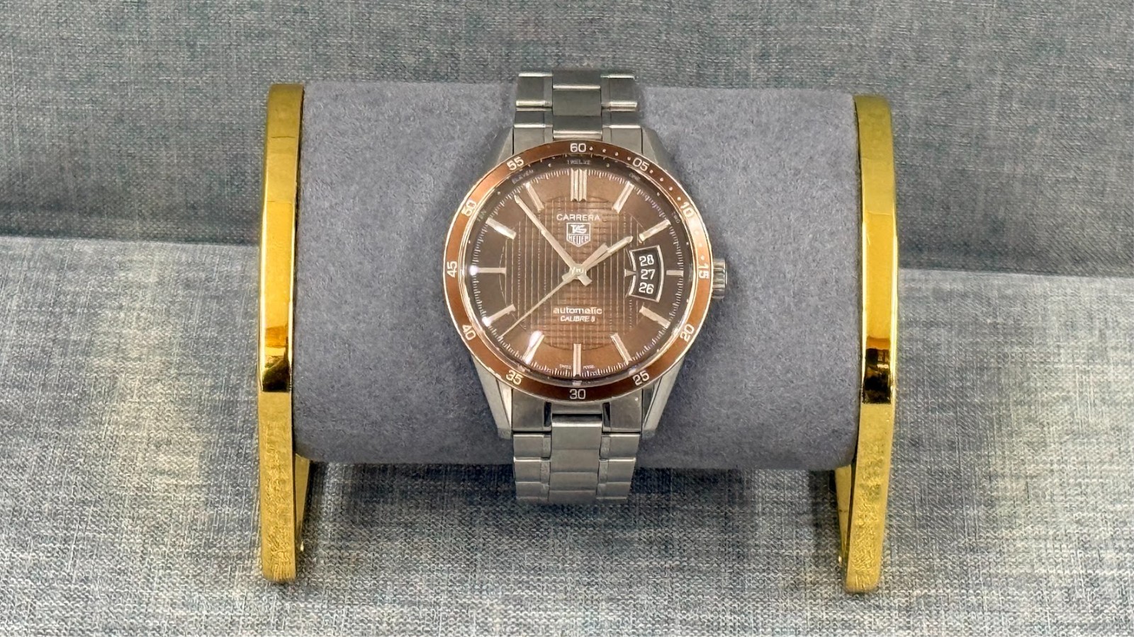 TAG Heuer Carrera Calibre 5 WV211N Men’s Wristwatch 39 mm