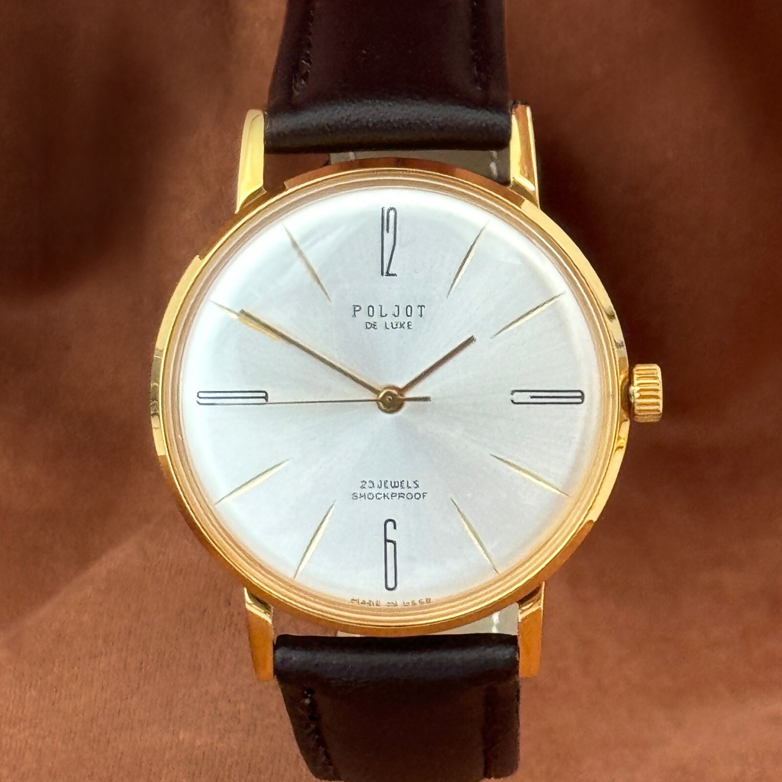 Vintage Wristwatch NOS Poljot De LUXE Ultra Slim Soviet Watch 2209 23 Jewels