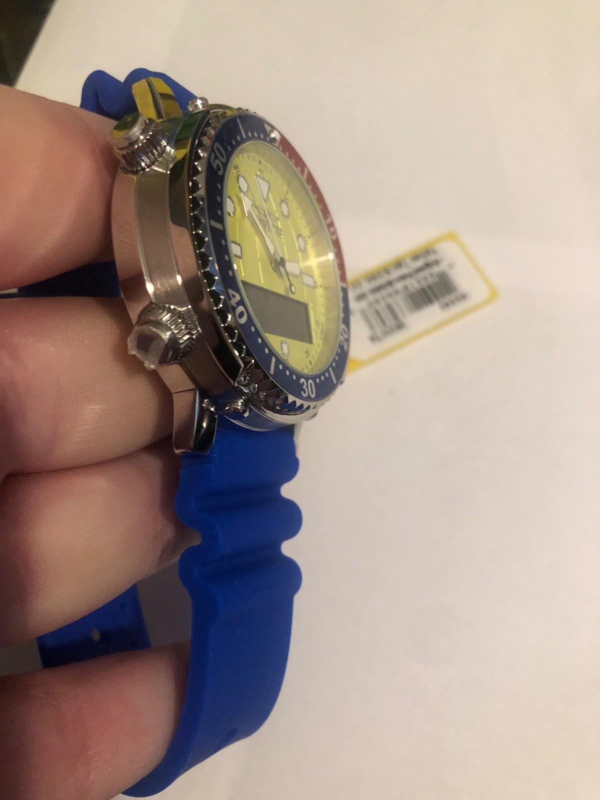 Invicta Pro Diver DigiQuartz Men’s Watch – 46.5mm, Blue