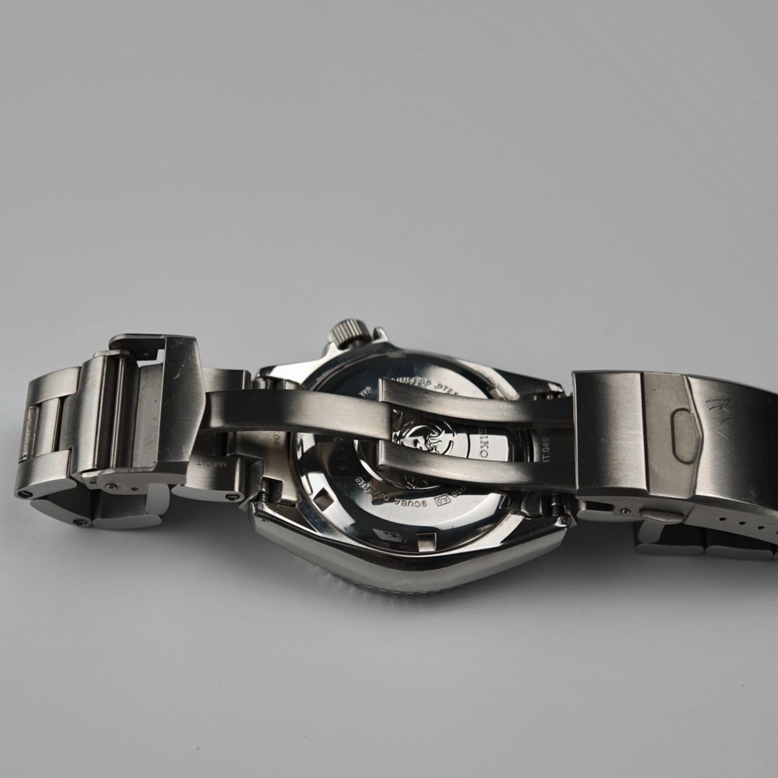 Seiko SKX013 7S26-0030 Midsize Automatic Diver Watch – High-End MiLTAT Strap