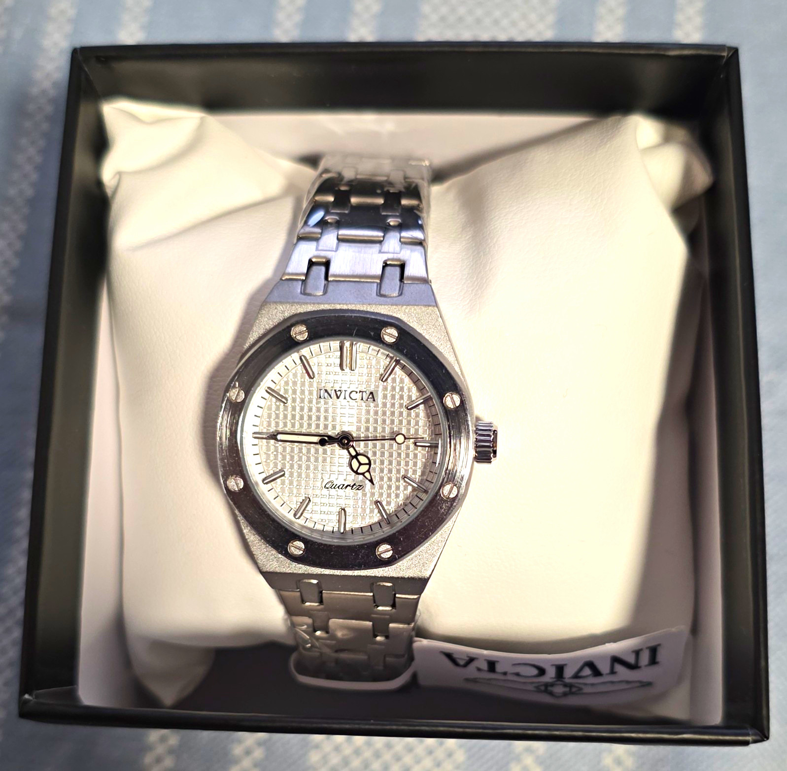 Invicta Women’s Quartz Wristwatch Silver Tapisserie Dial Steel Bracelet Box