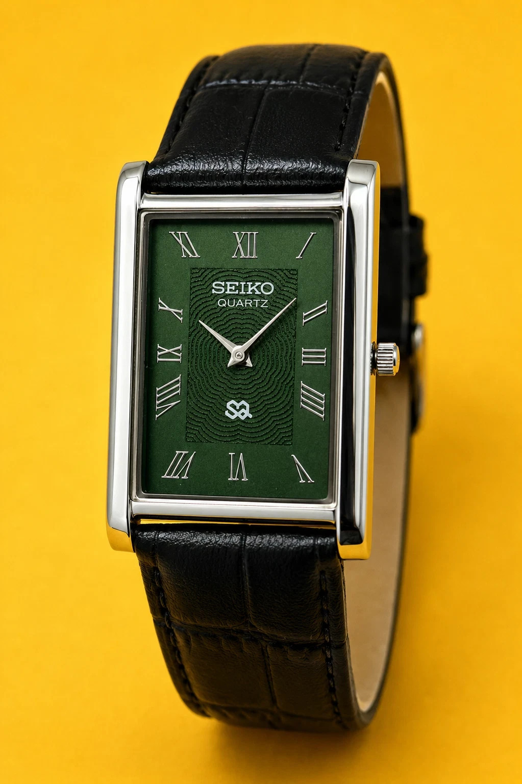 Vintage Refurbished Seiko Quartz Rectangular Green Dial Black Faux Leather Strap