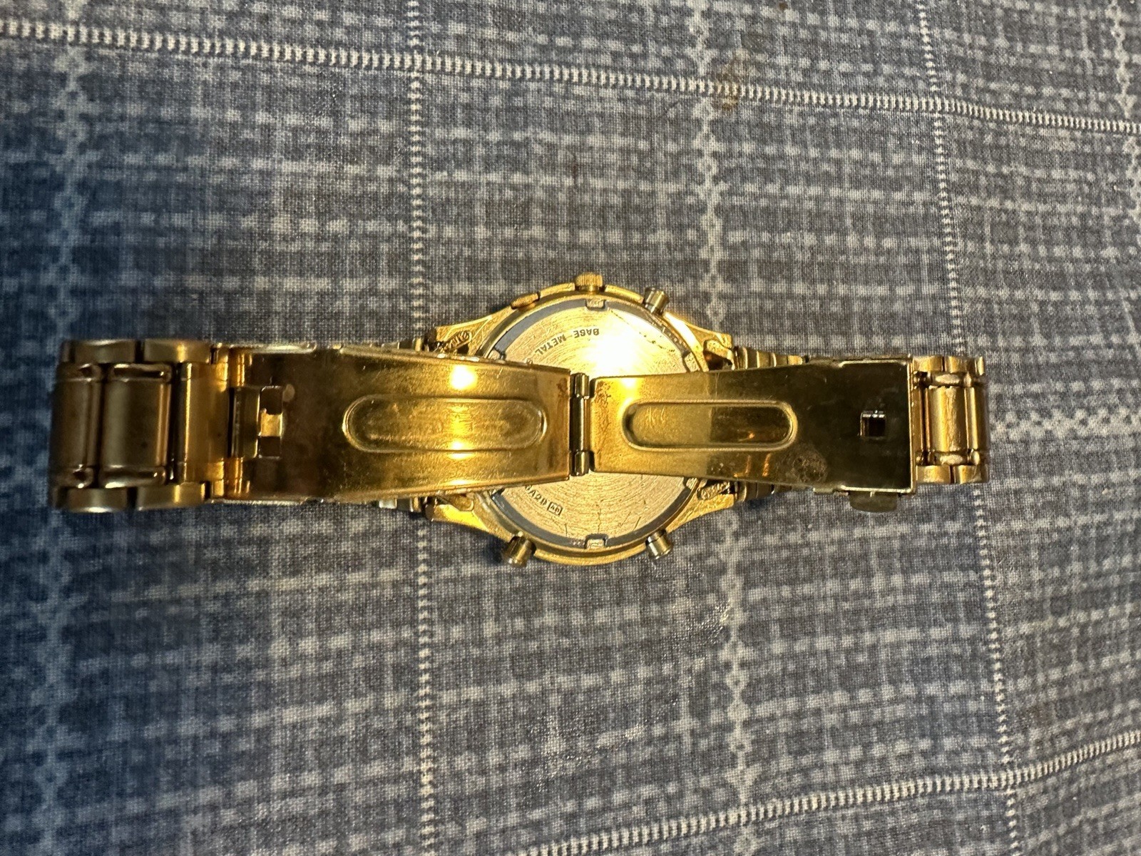 Seiko Quartz World Timer World Time Alarm Date Gold Tone Analog Bracelet