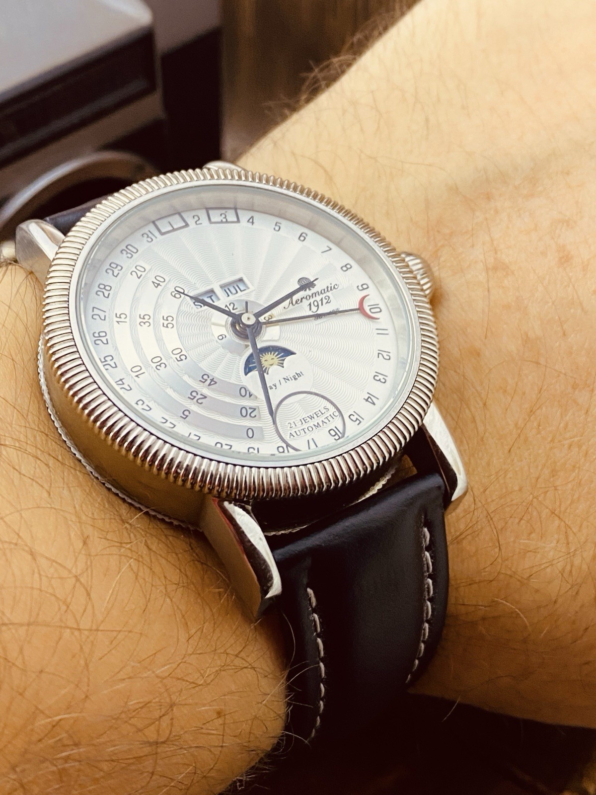 AEROMATIC 1912 GERMANY A1281 STAINLESS STEEL GENUINE LEATHER WRISTWATCH #7358