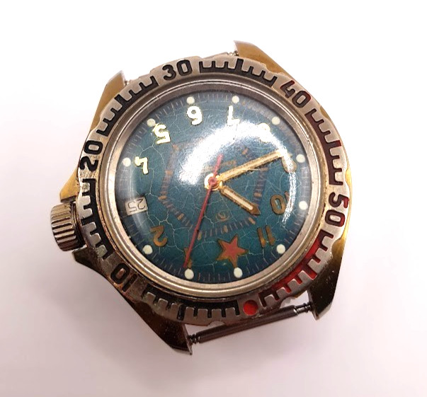 LEGENDARY RUSSIAN VINTAGE MENS WATCH VOSTOK KOMANDIRSKIYe MECHANICAL WORKING RAR
