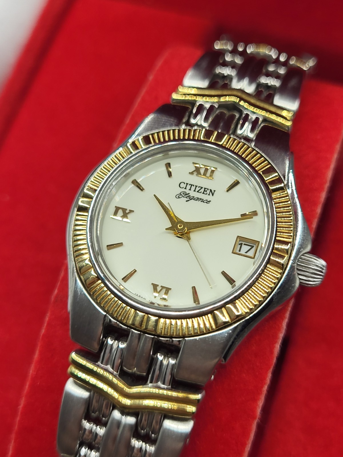 JAPAN [MINT] 1990s Citizen Eligance 25mm Women’s Quartz Watch EU0234-59A