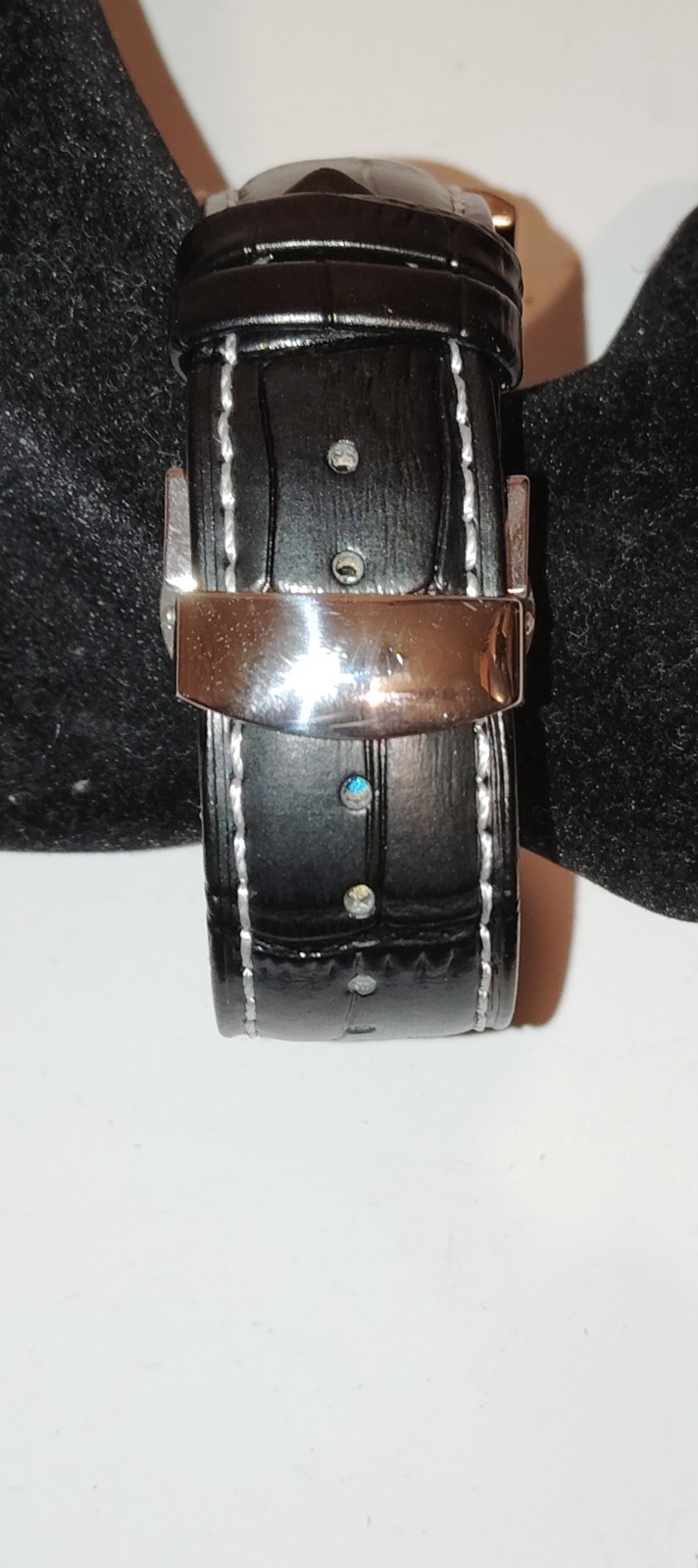 Kenneth Cole Watch for Men with deployant buckle folding clasp) watch band.