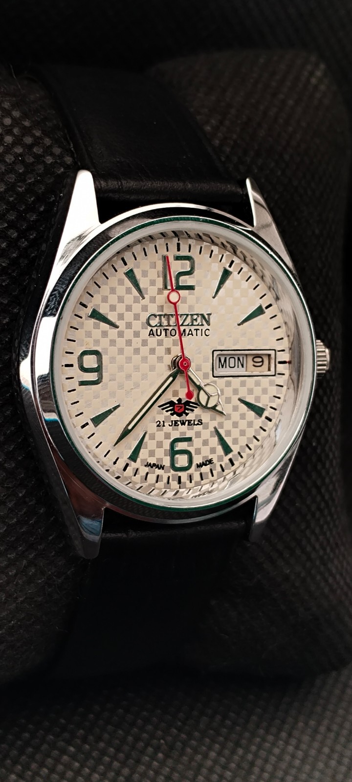 Vintage Automatic Citizen Japan Made White Dial Day/ Date Men’s Wrist Watch