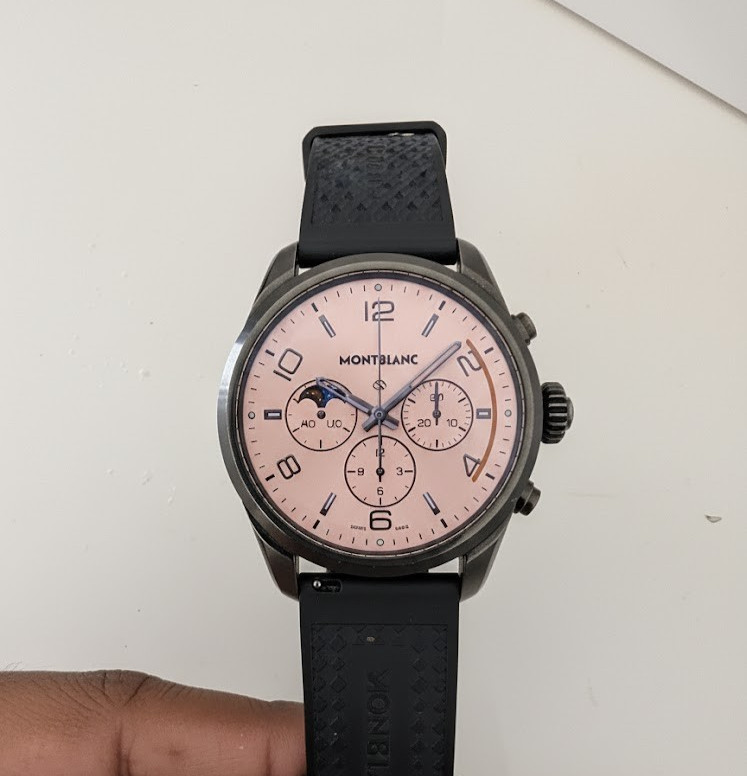 Montblanc Summit 2 Smartwatch-Titanium Case S2T18 42mm Sapphire Crystal