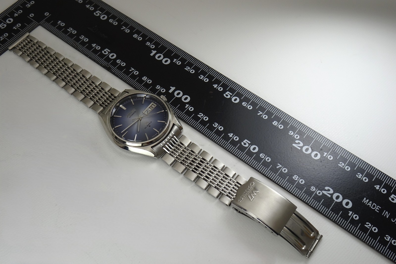 Vintage 1975 JAPAN SEIKO LORD MATIC WEEKDATER 5606-8051 23Jewels Automatic.