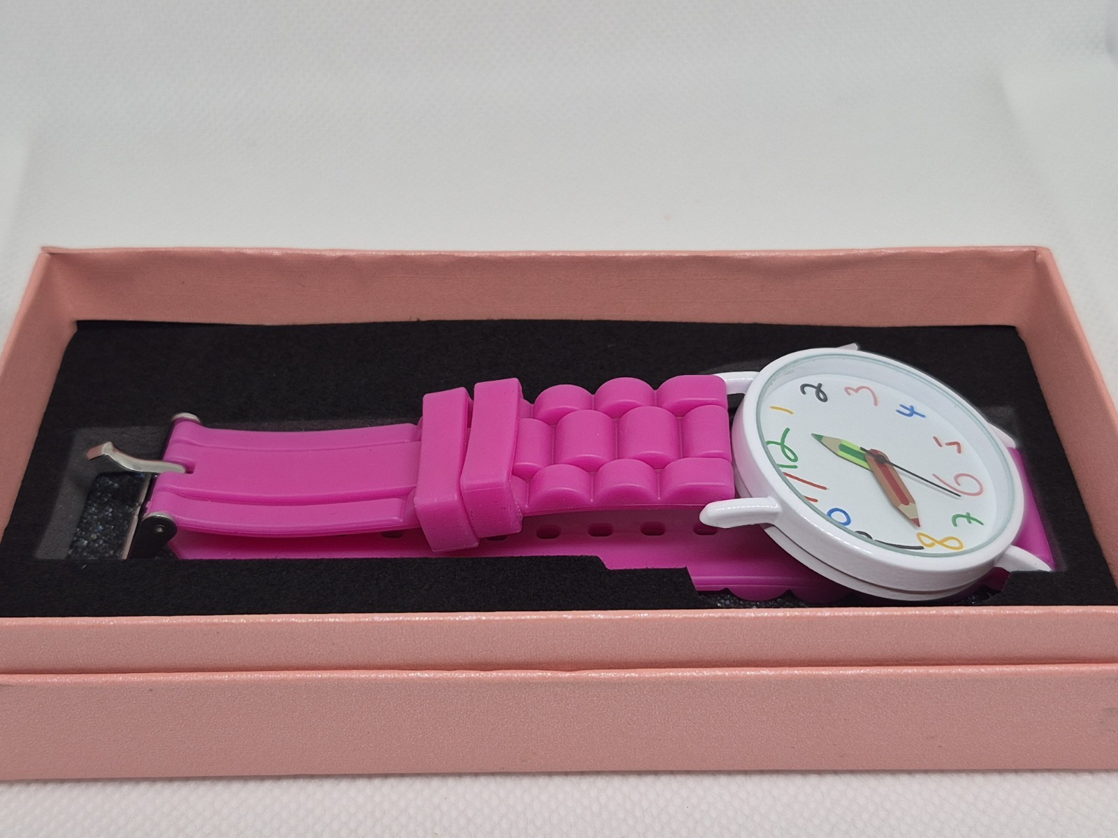 Quartz Analog Wristwatch Pink Silicone Strap White/Multicolor Dial Arabic Box