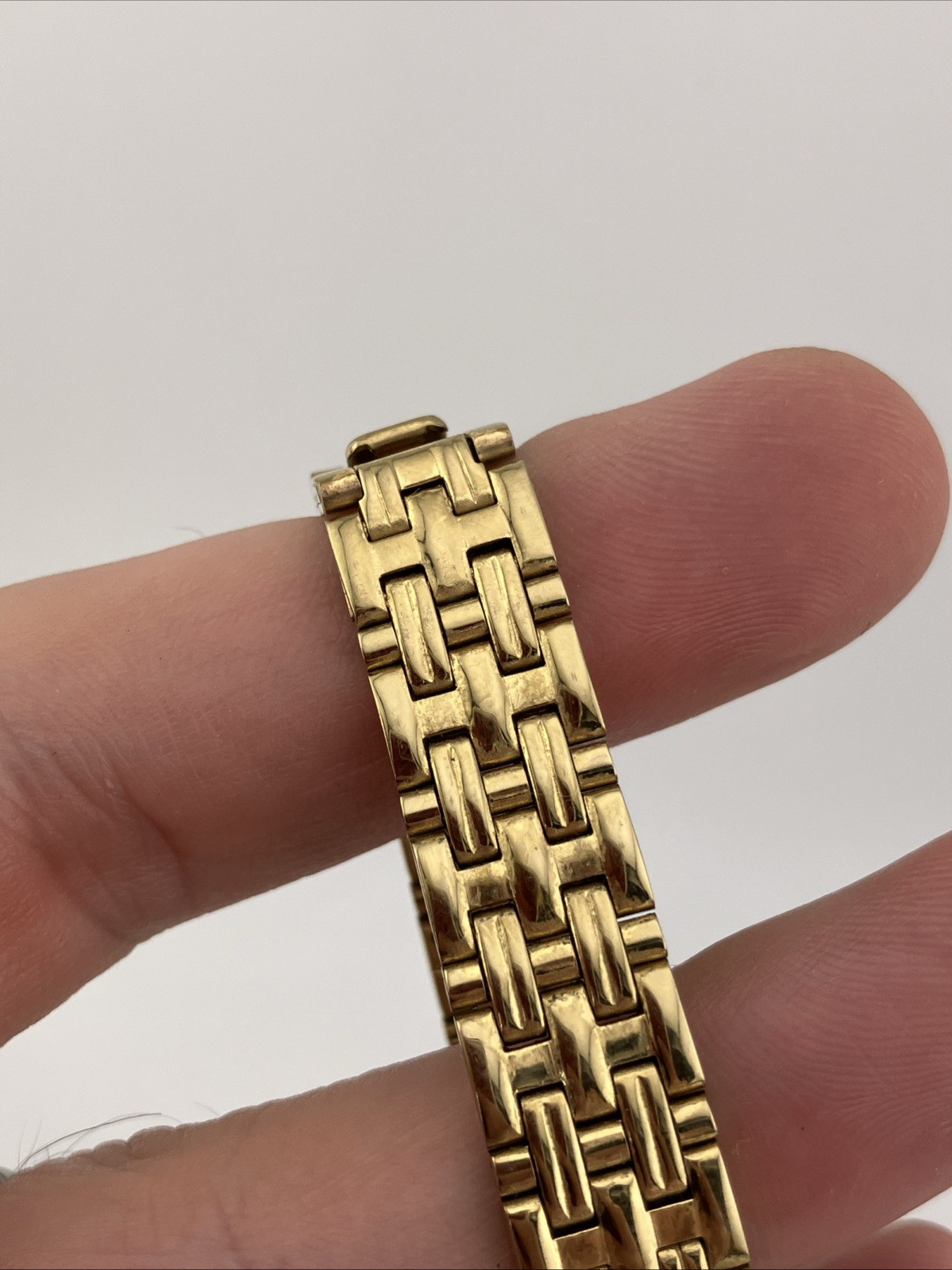 Vtg Seiko Ladies 13mm Watch Gold Tone Gold Tank Dial 5.75″ 2e20-7021 – RUNS