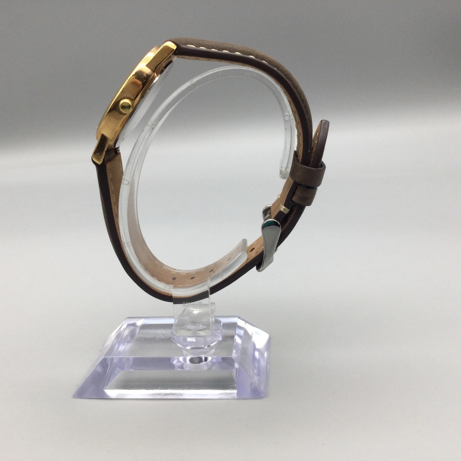 Wittnauer Womens Watch 30mm Gold Tone Pegasus Dial Brown Leather New Battery