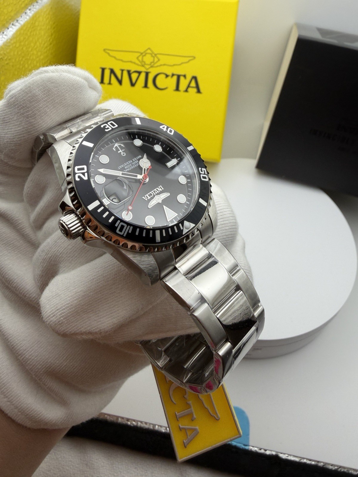 48660 Invicta Lady Stainless Steel Black Dial. 38mm. Pc32 Quartz