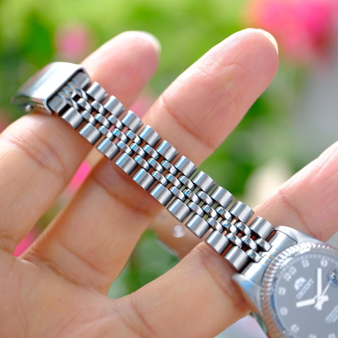 Orient President Ladies Automatic Watch Black Dial Sapphire Crystal Silver Band