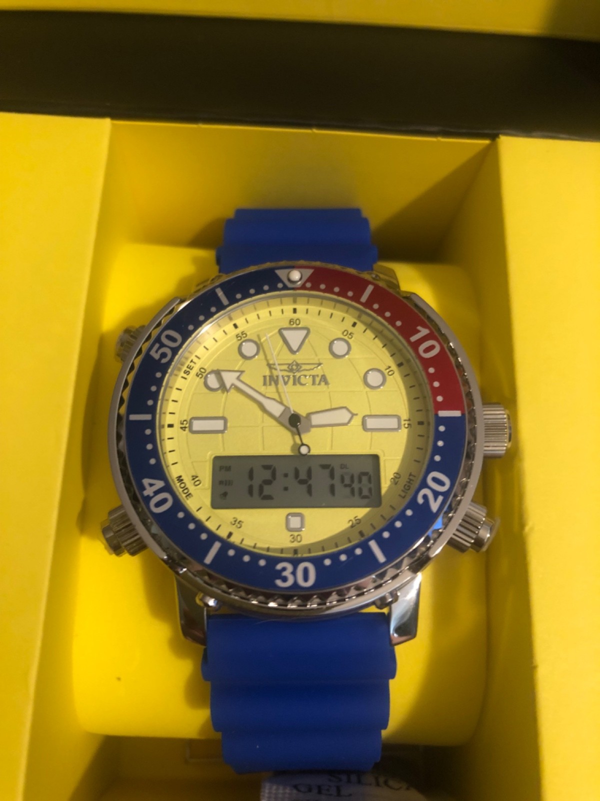 Invicta Pro Diver DigiQuartz Men’s Watch – 46.5mm, Blue