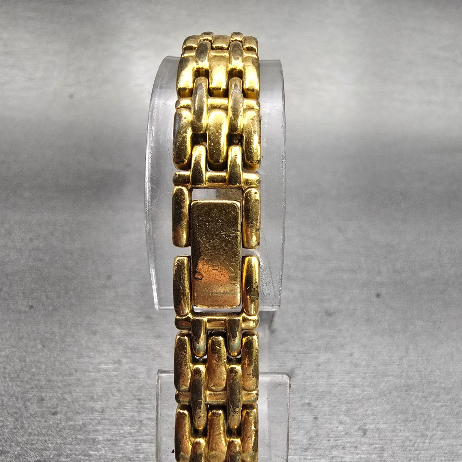 Seiko Watch Women 17mm White Dial Gold Tone Oval 1N00-6M90 New Battery Vintage