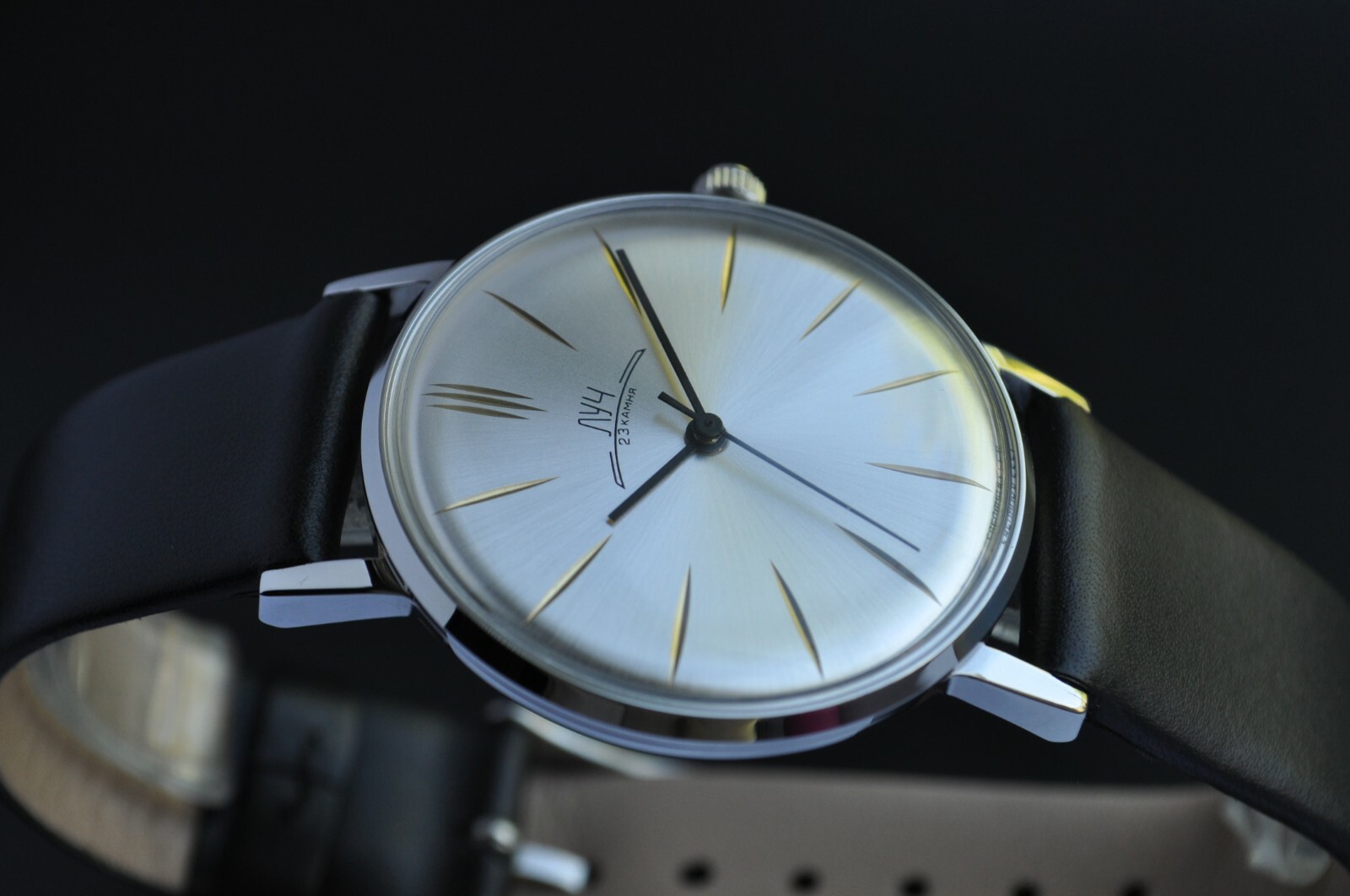 NOS Poljot De LUXE LUCH Extra SLIM Watch Men’s Vintage USSR Case St.Steel R.