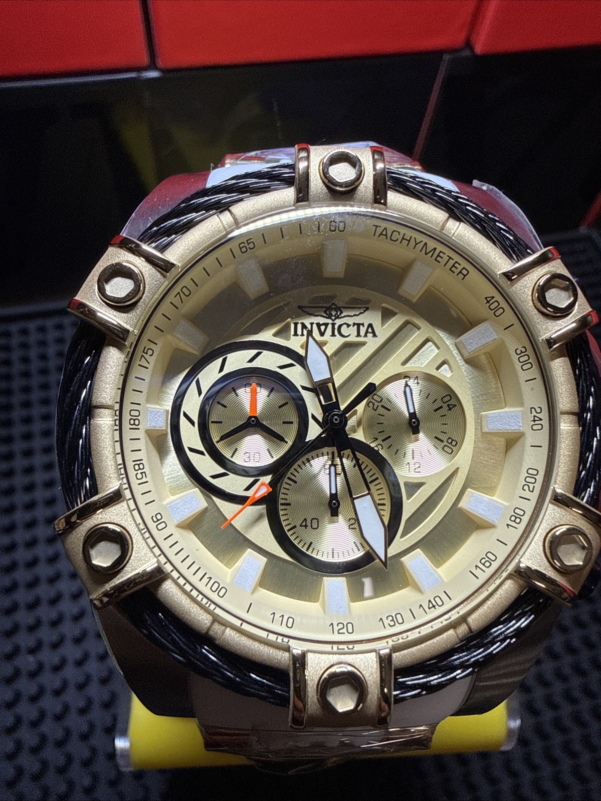 Invicta Bolt 52m 25528