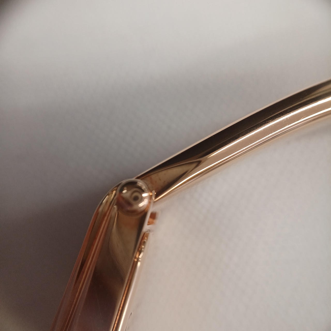 [A4N] Gucci 1500L 1P Diamond Pink Gold Plated Quartz Ladies Watch [f8w]