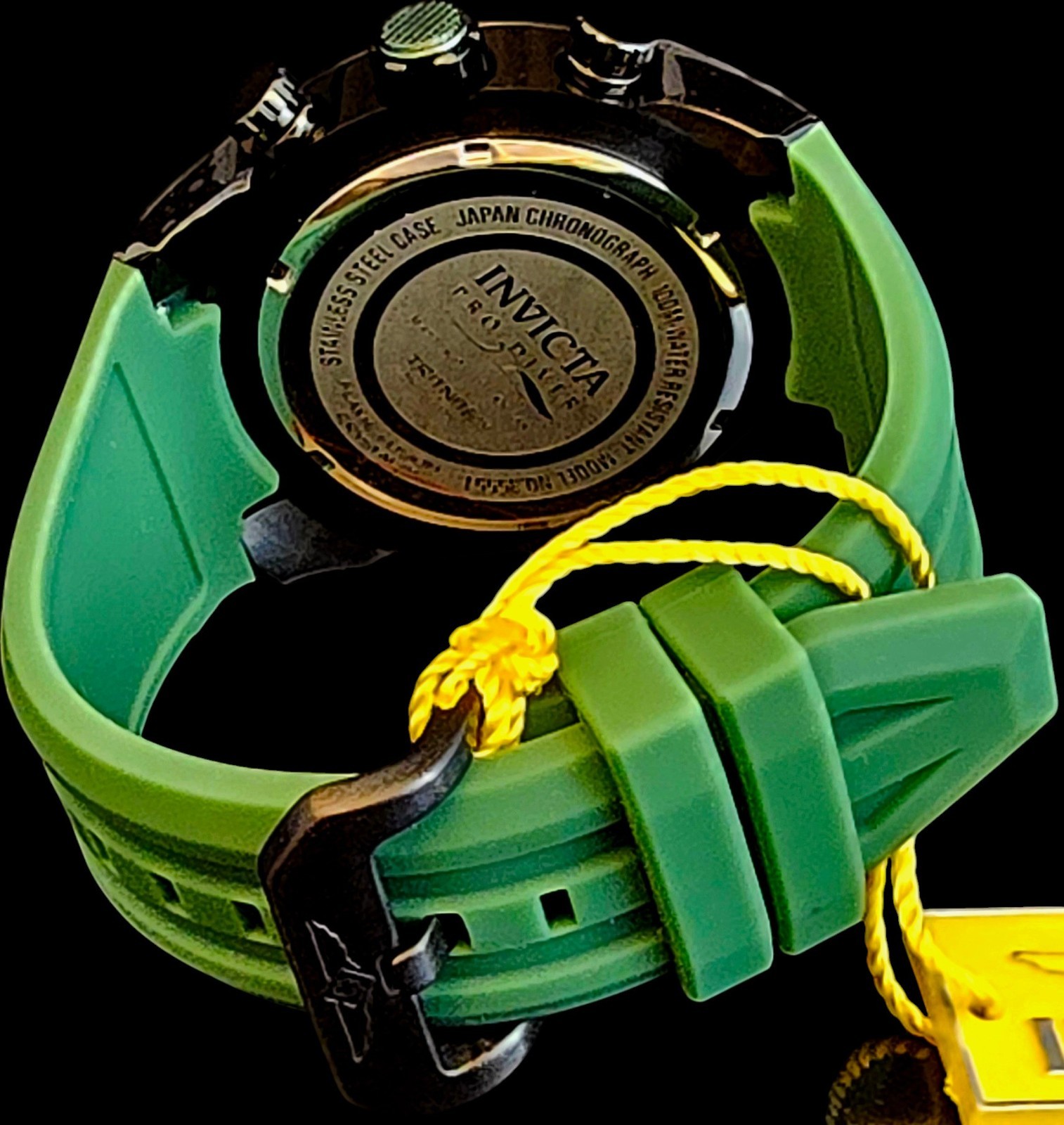 Invicta Pro Diver Men s Watch Quartz Black Green 50mm 35551