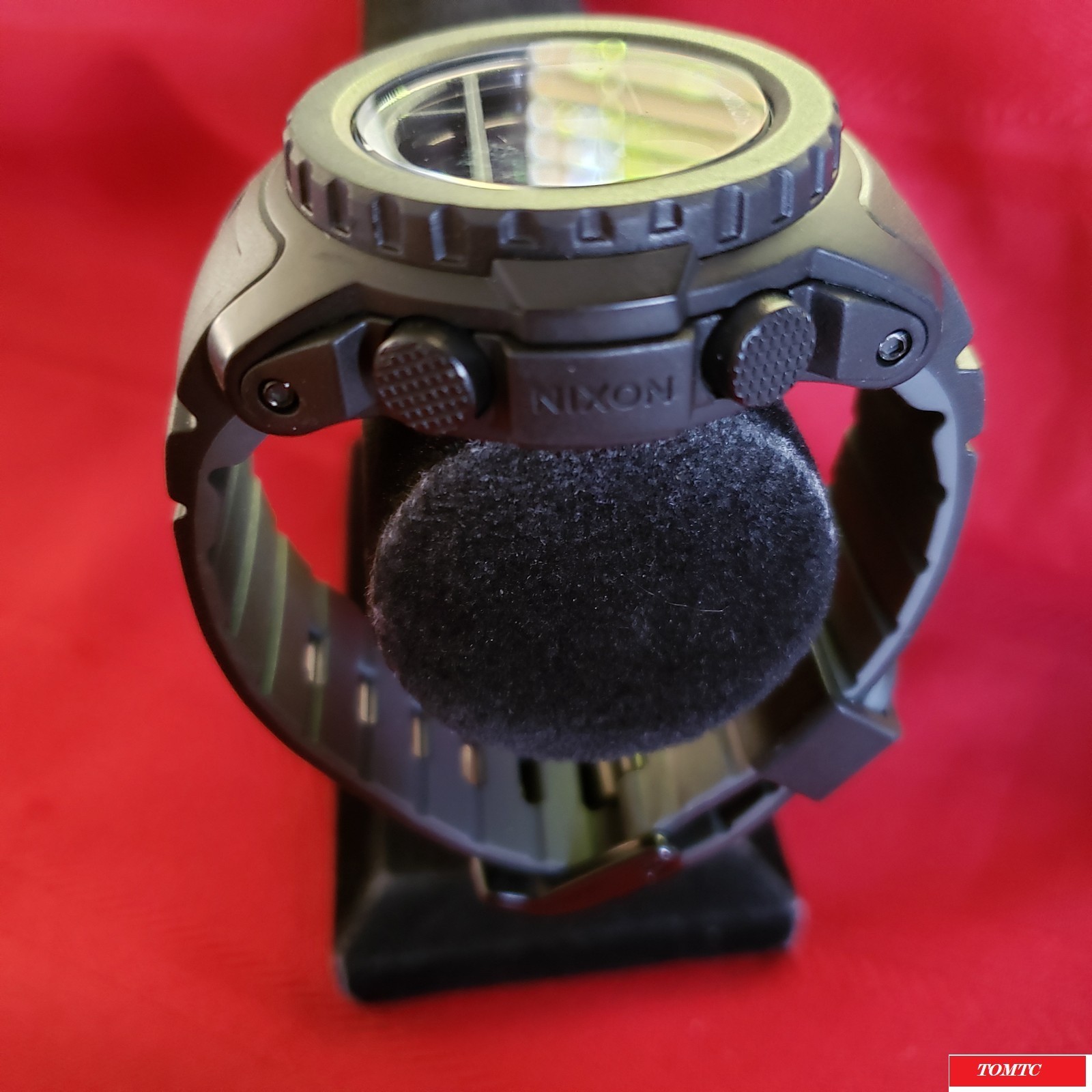 Nixon “The Super Unit” (Black) 200M Polycarbonate China Mvmnt & Blacklight [16B]
