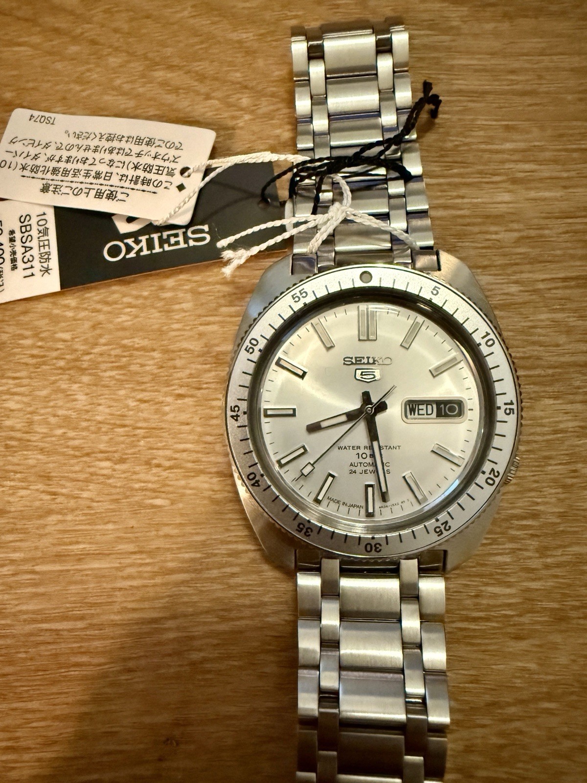 Seiko 5 JDM Automatic SBSA311 39mm Silver Sunburst Dial. JDM Version.