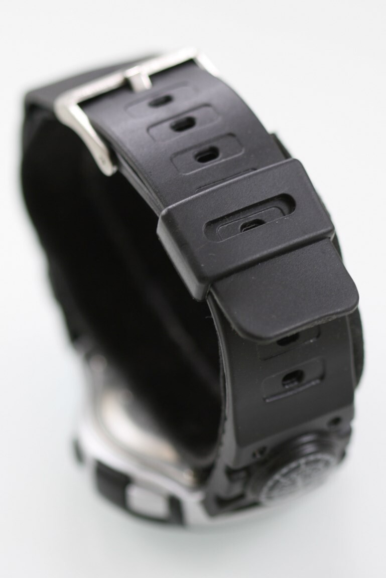 Armitron Watch Men Plastic Silver Black Rubber 50m Alarm Chron Date Light Quartz