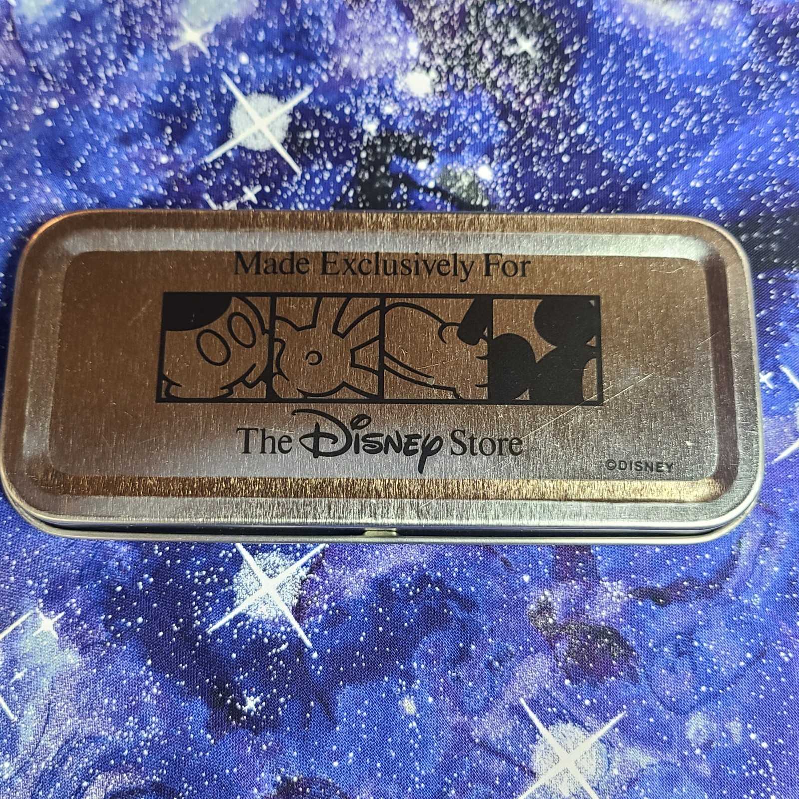 Disney Pooh Piglet Day Night Watch DS-82 Tin Box Papers Ready To Wear | Video