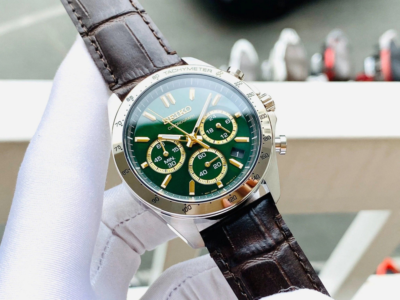 Seiko Spirit Chronograph Green Dial Stainless Steel Men’s Watch SBTR017