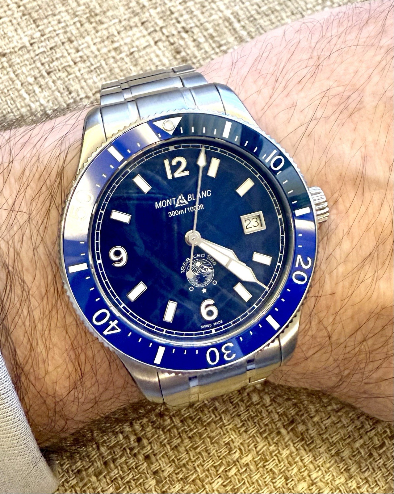 💙🧊 Montblanc 1858 Iced Sea Automatic Glacier Blue Dial Swiss Diver 🧊💙